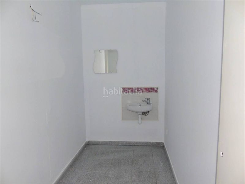 Foto 0fbd54c5-f885-4eb9-a540-a7c4ae661bbe. Local comercial a Centre Vic