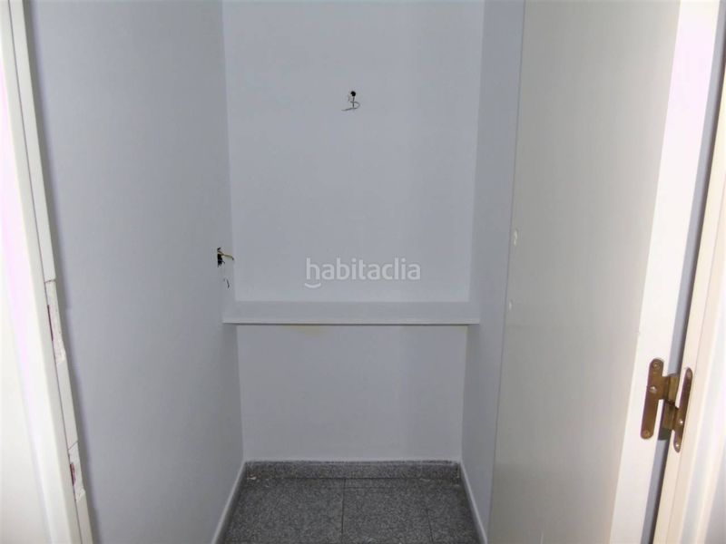 Foto 4c122d29-9644-43bf-94cb-0bfcc75147a2. Local comercial a Centre Vic