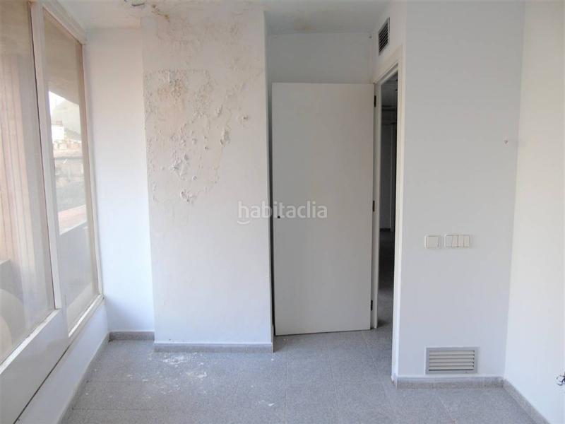 Foto 75c08aea-bc3d-4750-9f52-8f2f64aa9791. Local commercial dans Centre Vic