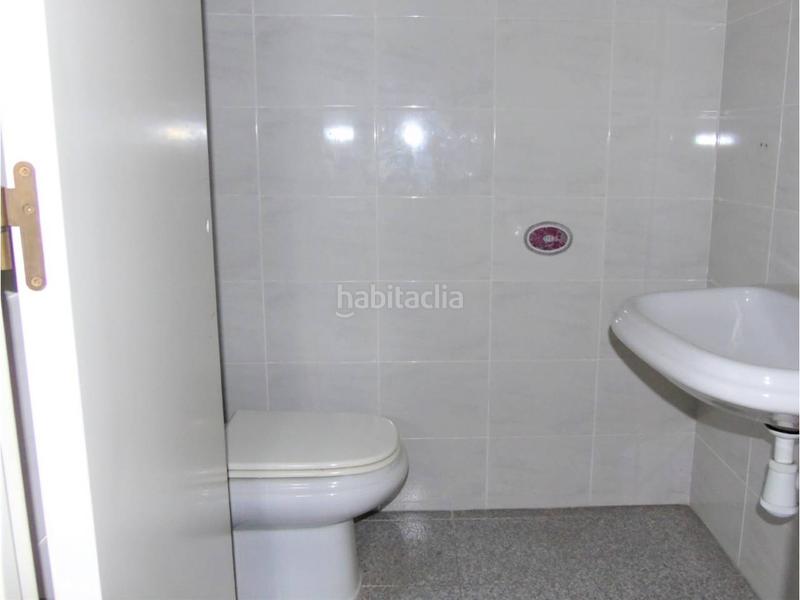 Foto d4a49fe7-0c63-4809-8127-8eab5bdc4327. Local commercial dans Centre Vic