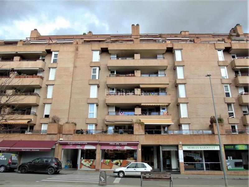 Foto e926b5a7-624e-4203-b662-a41667a152ca. Local commercial dans Centre Vic