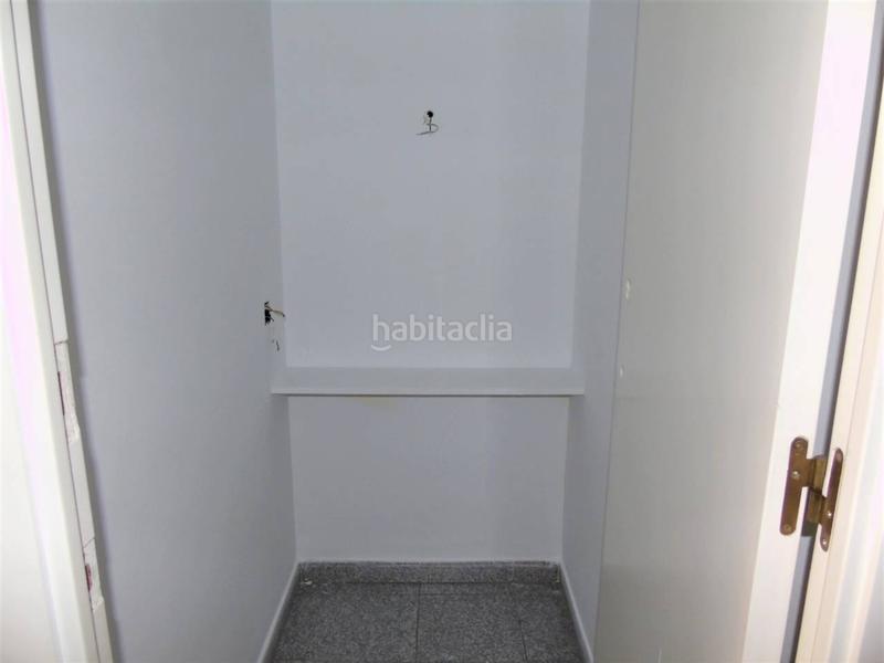 Foto eddb4a17-c28c-4697-a4eb-fdfe026d2a17. Local commercial dans Centre Vic