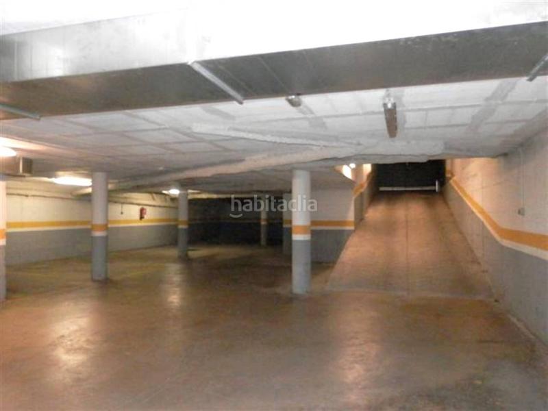 Foto 755d3afc-9d8d-4ce7-832b-b8a6207616c1. Car parking in Manlleu