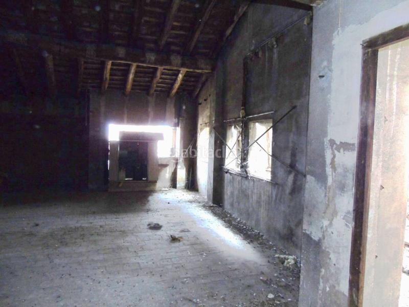 Foto c9bf5680-4cb4-4810-8b42-ecbe21b61e9a. Edificio en rambla del passeig 19 edificio en venta en Centre històric en Vic