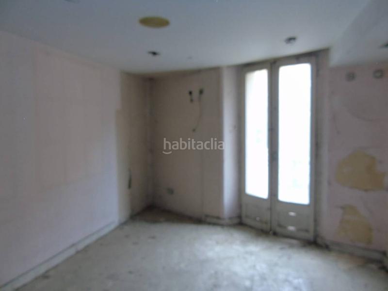 Foto f7723283-f075-4035-9a81-47d81c167df4. Edificio en rambla del passeig 19 edificio en venta en Centre històric en Vic