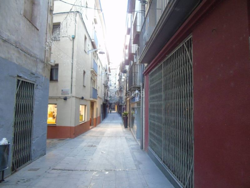 Foto 39c13dae-e6c8-420f-997e-428c59b6d3c9. Local comercial a Olot