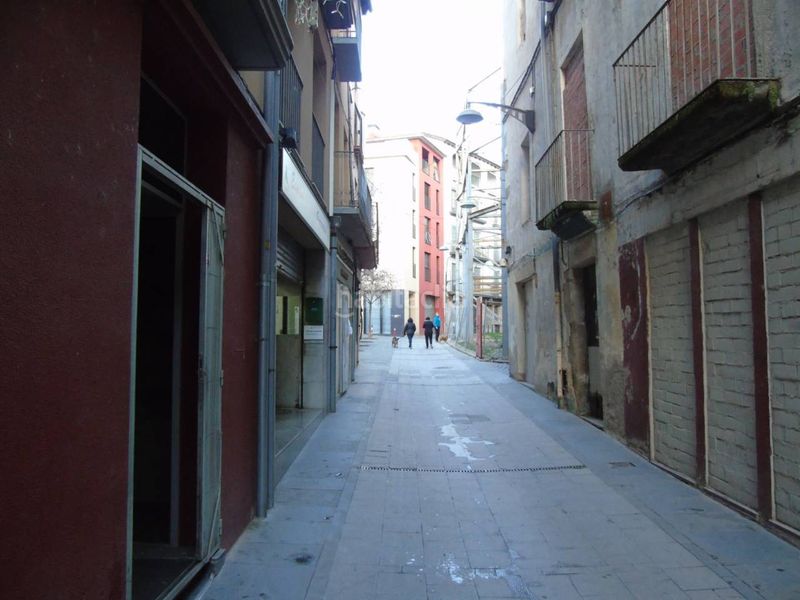 Foto 6cd5eff5-fb6b-4e29-95d6-1518ea2dbe27. Local comercial a Olot