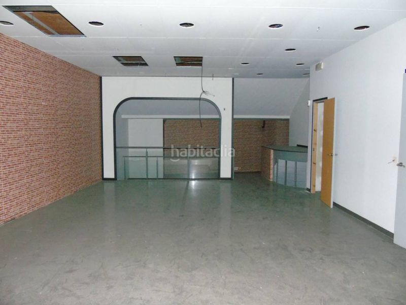 Foto 85ab1409-ccd0-4353-9064-93b98cc32530. Local comercial a Olot