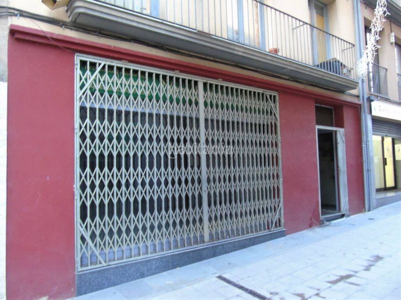 Foto d68ef74f-12aa-4f78-8e92-e0088ad8b6fe. Local comercial a Olot