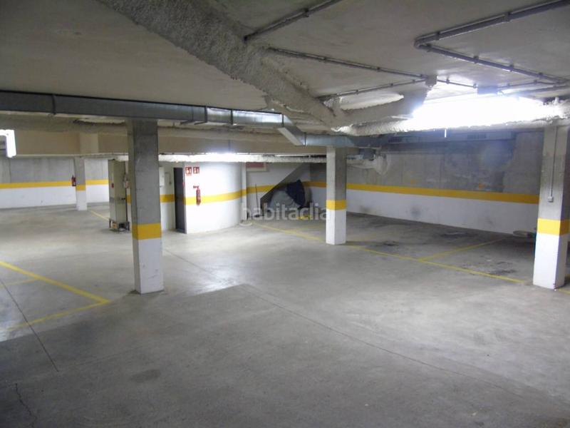 Foto 9700814b-63fd-4ec1-bf2c-0437de7380b9. Parking coche oportunidad!! en Manlleu