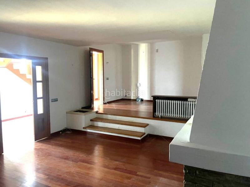 Foto 2181df33-0c41-44b6-ad00-2016efde2f86. Chalet con parcheggio in Seva