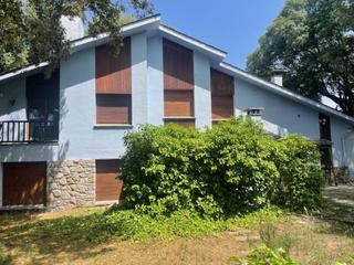 Chalet à Seva. Xalet amb jardí de 1.188 m2