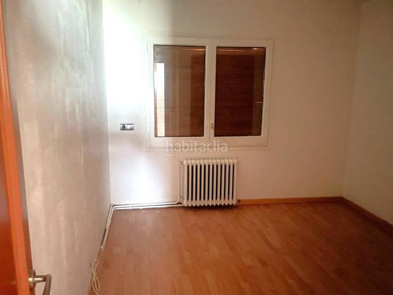 Foto f932650f-a5b1-4579-9e81-ced4a581c213. Chalet con parcheggio in Seva