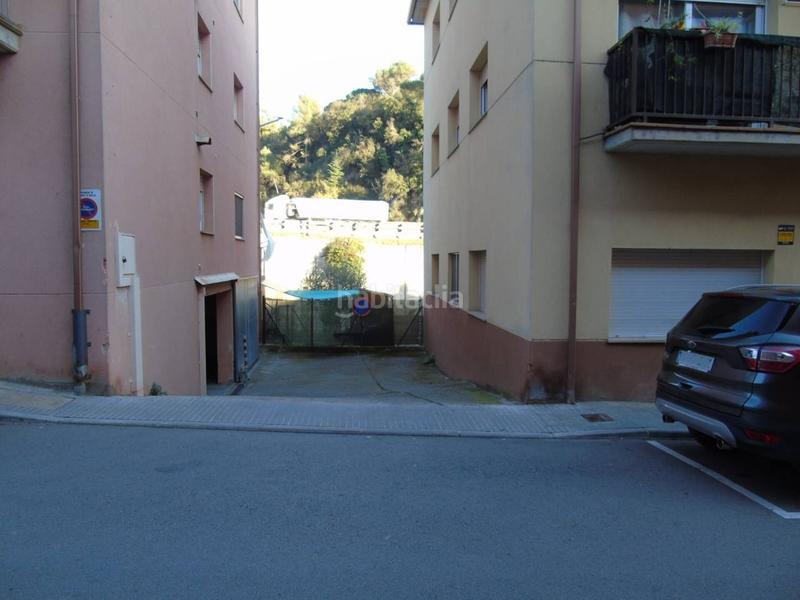 Foto a6c2517e-7b16-4875-90a2-32c97f9427f0. Car parking in Sant Martí de Centelles