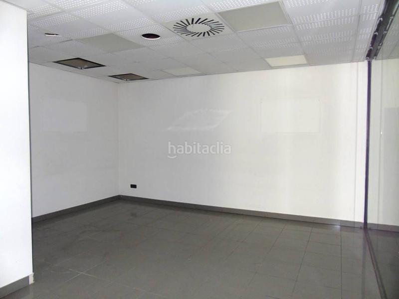 Foto 9bfe1c6c-b23b-4d3c-856f-9ab2faf2b63a. Local comercial a Manlleu