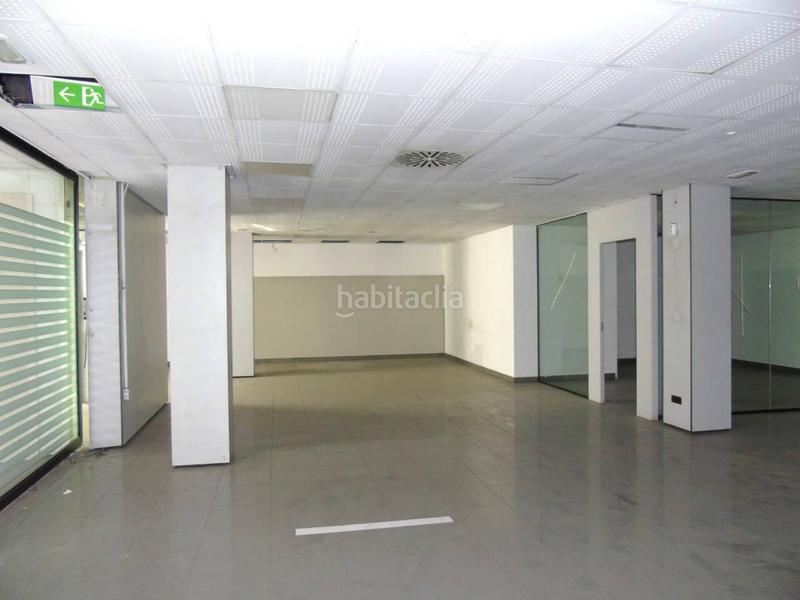 Foto a867edcc-2212-4366-b706-cef839a74036. Local comercial a Manlleu