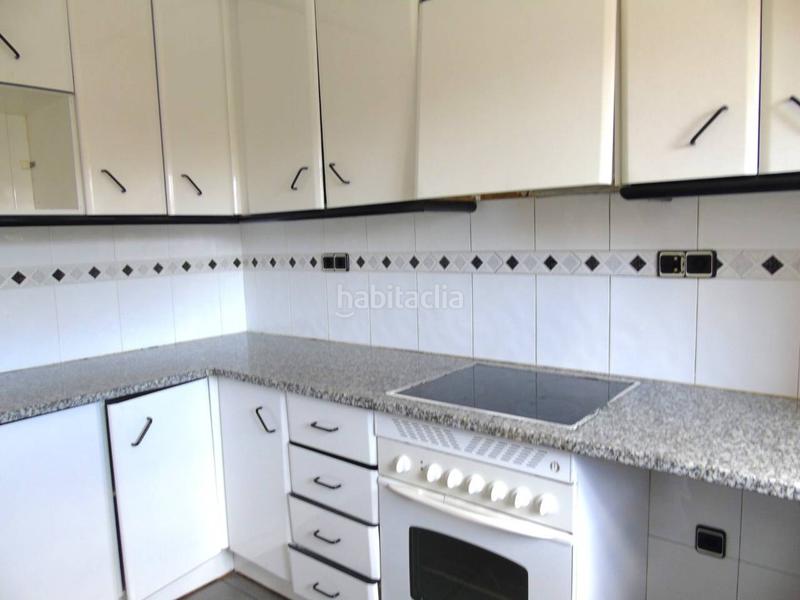 Foto 90fc3b8b-1ba9-4b10-931b-6b09121931bc. Dúplex venta flash a partir de 168.000 en Caputxins-Ambulatori Vic