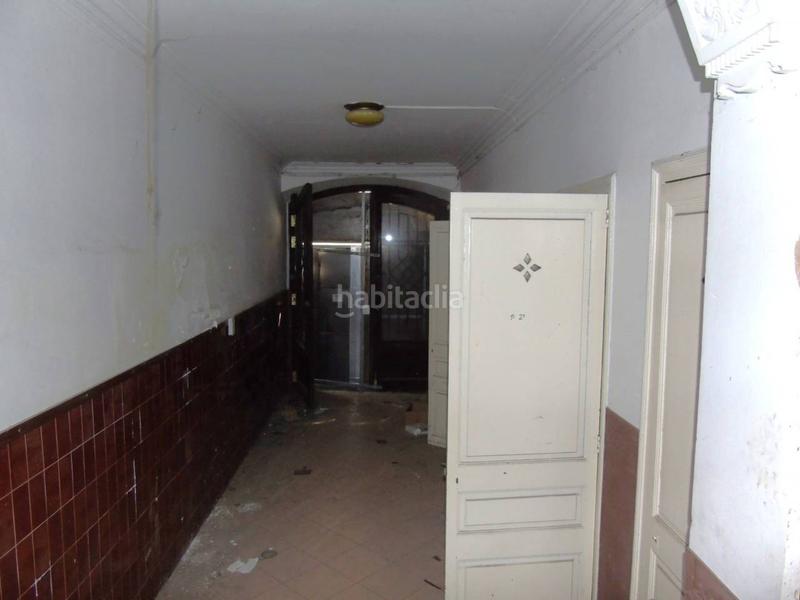 Foto 7b2cd035-f7b6-4f97-81bd-80cee671a264. Edifici a Manlleu