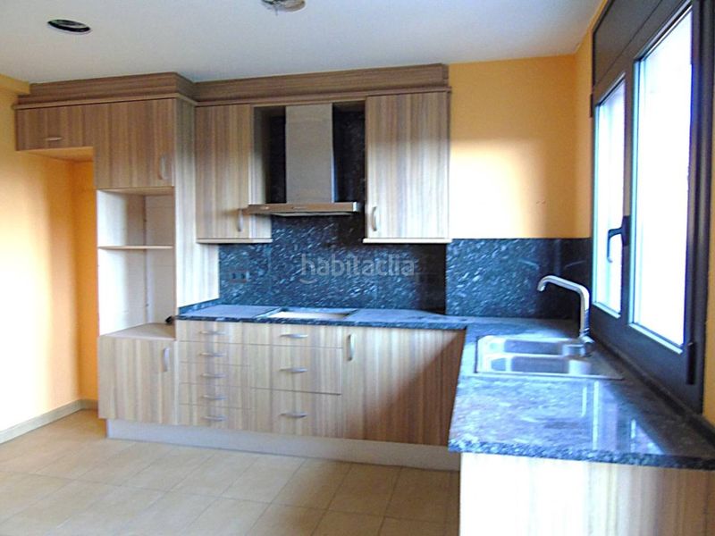 Foto 69483a41-0f11-47af-9858-c938b4eca273. Dúplex amb calefacció a Manlleu