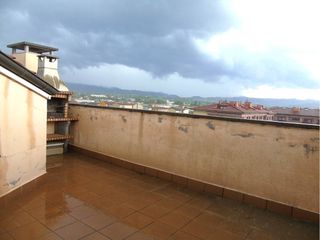 Dúplex a Manlleu. Oportunidad!!!