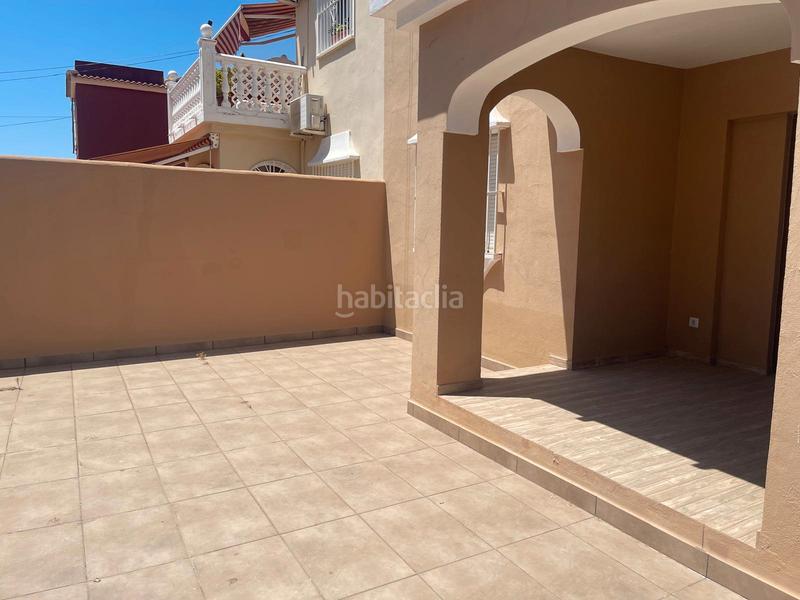 Foto 99c209b6-a619-499e-8690-767a18ba0194. Casa bifamiliare con camino parcheggio in Fuente Alegre - El Chaparral - Los Morales Málaga