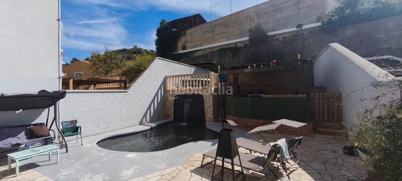 Foto 2cb93e8d-916d-4b20-8d5e-4088cb205fdc. Casa adosada chalet adosado en zona muy tranquila en Málaga
