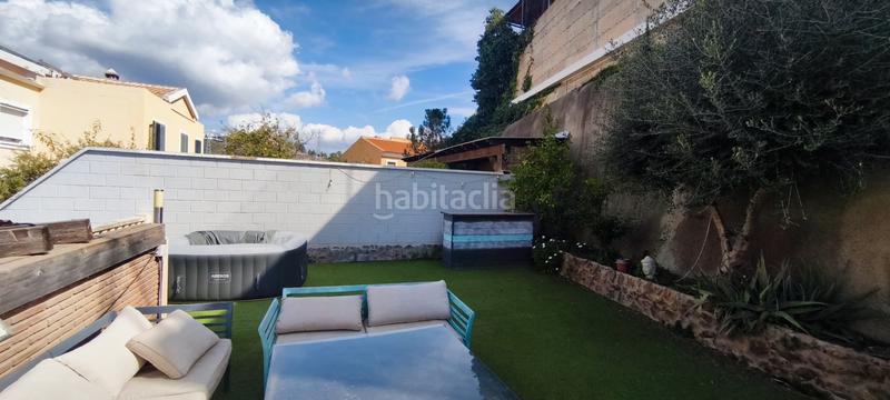 Foto d324c402-dd9b-4167-9d2e-938b384c654d. Casa adosada chalet adosado en zona muy tranquila en Málaga