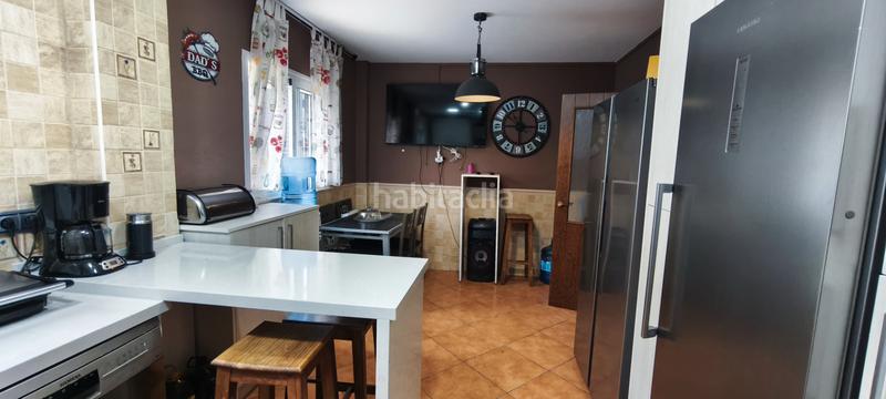 Foto f1ff638f-1a41-45e0-988b-b901e3d4e623. Casa adosada chalet adosado en zona muy tranquila en Málaga