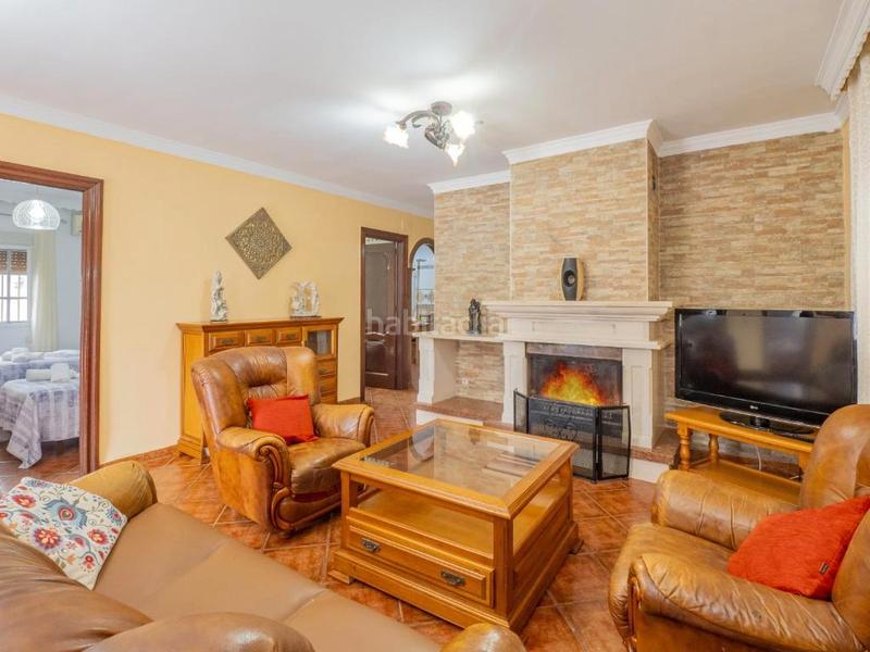 Foto 40ea5471-e008-4bc1-b5d6-76b69c63cef8. Chalet mit kamin parking pool in El Cortijuelo Málaga