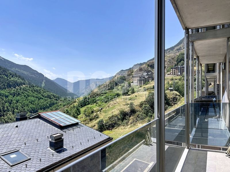 Foto 44d2d869-bd39-4085-90b0-d3de5ddb475f. Apartament amb aparcament a L´Aldosa-Ransol Canillo