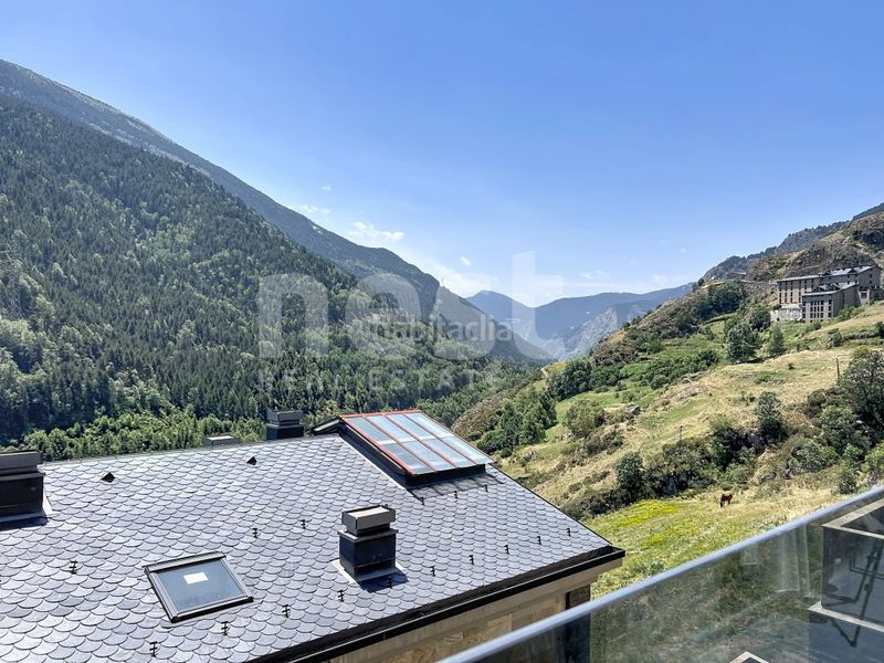 Foto bee9b624-f810-4547-aa38-45be08e354a2. Apartament amb aparcament a L´Aldosa-Ransol Canillo