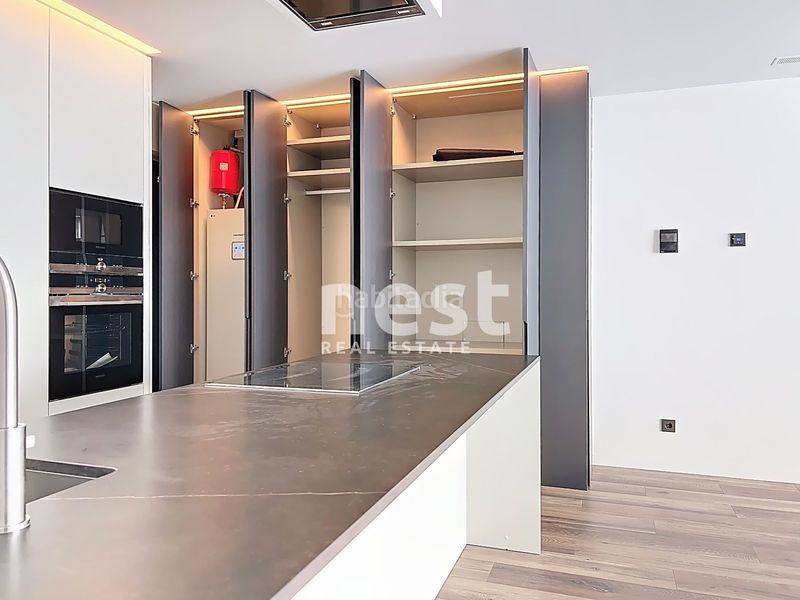 Foto 401493e1-77b9-4a30-9aa8-2b37b08b79d0. Rent apartment in avinguda meritxell 29 in Centro Andorra la Vella