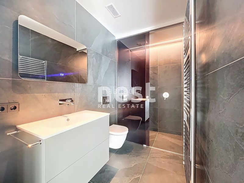 Foto da0d5be8-4122-4422-ac07-1daf29ad951a. Rent apartment in avinguda meritxell 29 in Centro Andorra la Vella