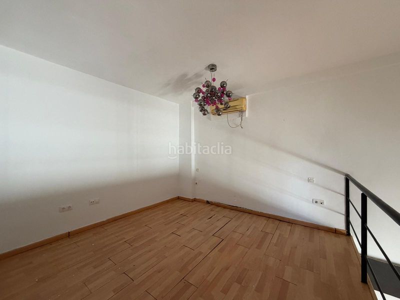 Foto a8ee9744-56a5-4d0b-8989-6847b926d329. Estudi amb aparcament a Centro Bormujos