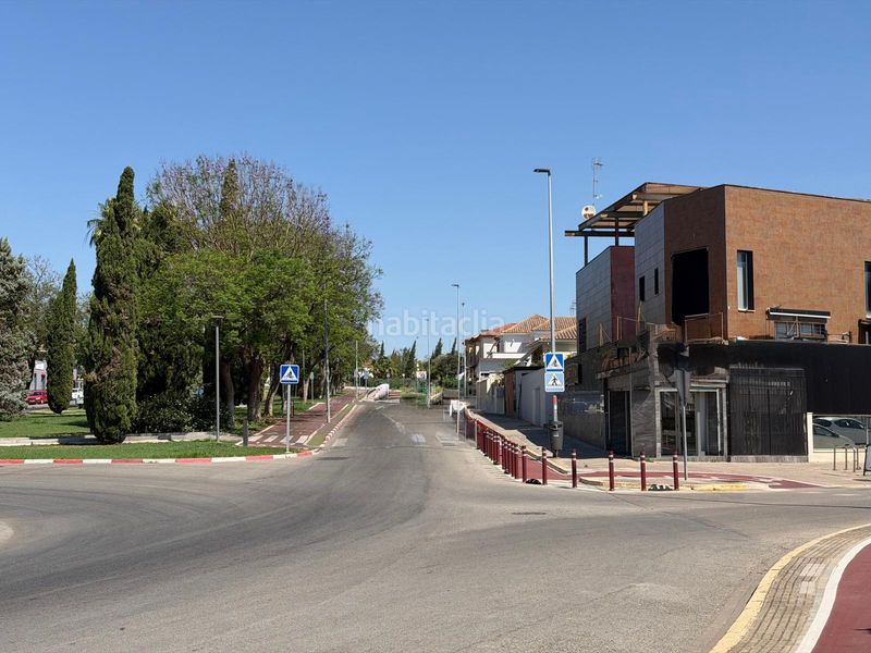 Foto ec3c0910-56ee-4a76-b30f-9bcef88d0012. Estudi amb aparcament a Centro Bormujos