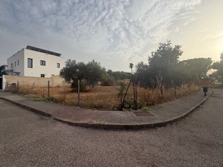 Terreno residenziale  Calle lentisco. Parcela urbana en venta de 634 m² en la urbanización tajo de gua