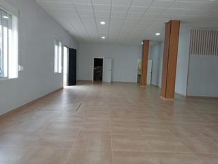 Lloguer Local Comercial  Calle cristóbal colón. Local listo para entrar en pleno centro de bollullos de la mitac