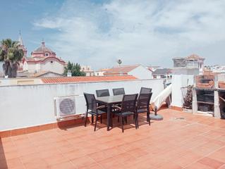 Maison jumelée  Calle santa ángela de la cruz. Kontigo servicios inmobiliarios s.l.u.  pone a la venta una fant