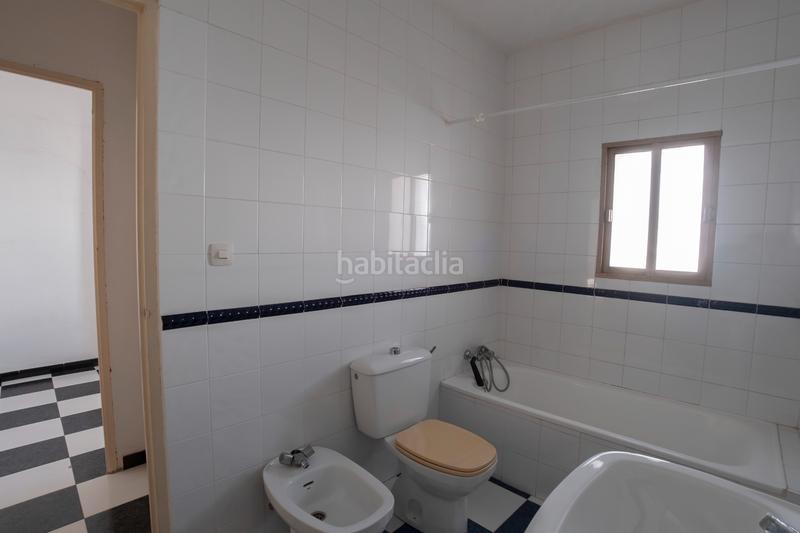 Foto 991c5aa5-48fc-4f2d-9b98-ef356fbc20f9. Casa espectacular casa a la venta en calle larga ! en Bollullos de la Mitación