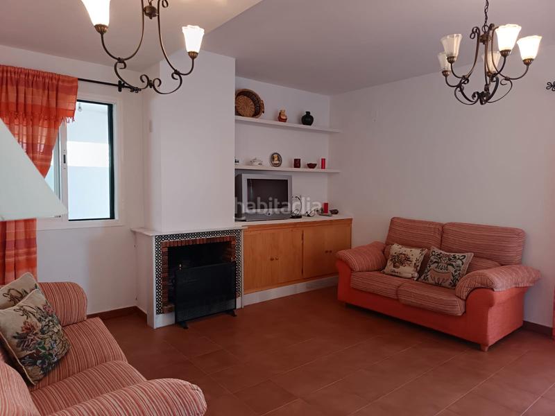 Foto 079756cb-ad1c-4e09-b64b-f7a243b3e350. Casa adosada espectacular casa pareada con piscina comunitaria a la venta – cartaya (urb. los enebros) lista para entrar a vivir en El Rompido