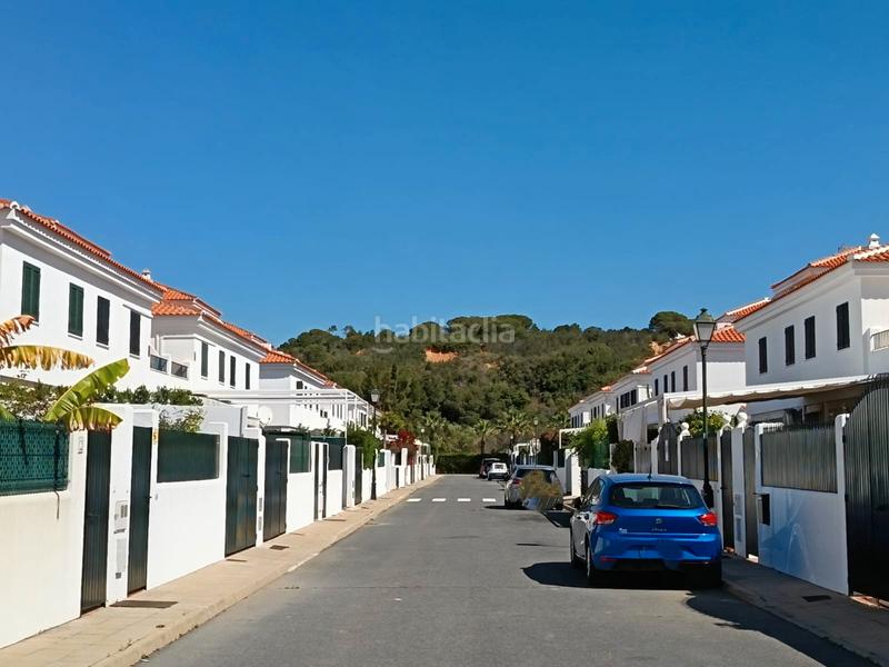 Foto 47b57878-6c7f-4c3c-af09-ef0fc1fc3793. Casa adosada espectacular casa pareada con piscina comunitaria a la venta – cartaya (urb. los enebros) lista para entrar a vivir en El Rompido