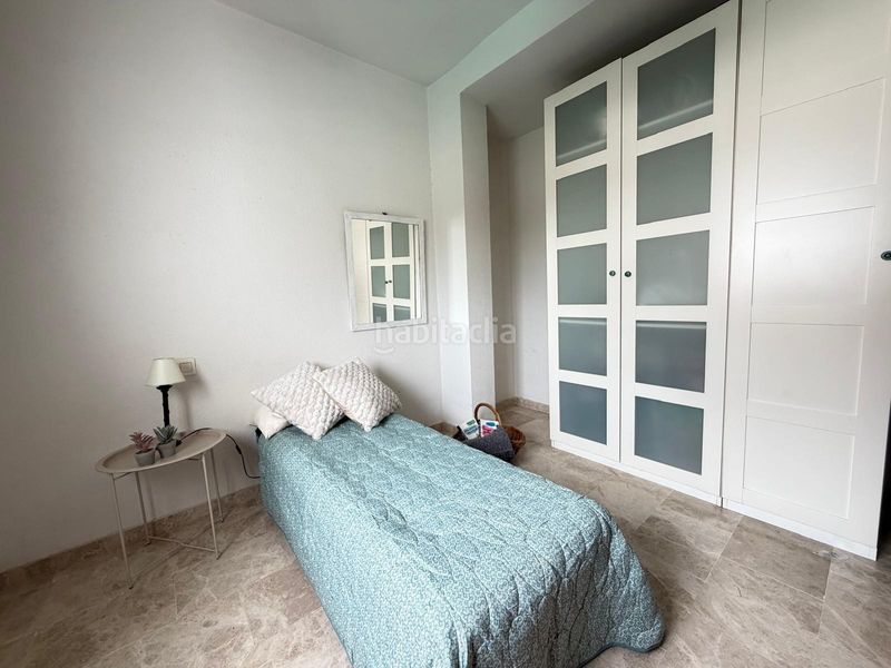 Foto d3e7e026-7e8a-4f7d-aff7-642687107fee. Casa a schiera con parcheggio in Bollullos de la Mitación