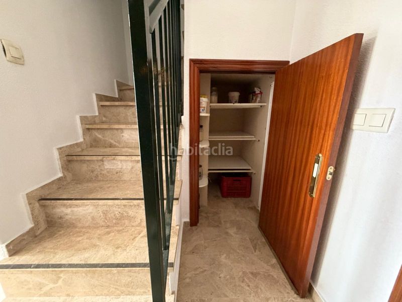 Foto e894d863-bf83-4035-871a-ec1979a46f2d. Casa a schiera con parcheggio in Bollullos de la Mitación