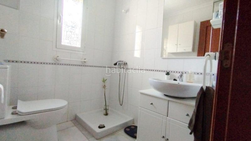 Foto 371d4ec9-eeae-4bed-aba0-6419fd2c2c0d. Xalet amb aparcament piscina a Gelves