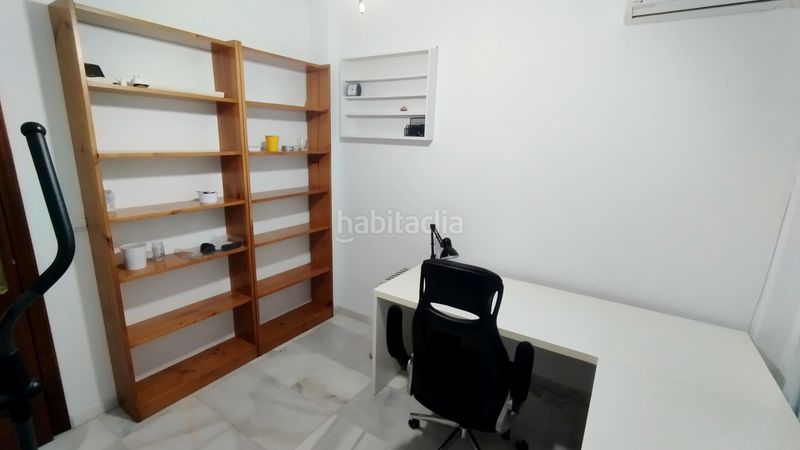 Foto e4dd3e7b-d75a-44b4-beee-2c16a33a133f. Xalet amb aparcament piscina a Gelves