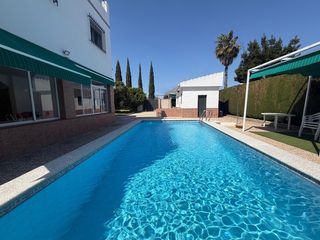 Chalet  Luis de gongora. Chalet independiente en venta en urbanización cuatrovitas (el re