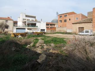 Terreny residencial a Arbeca. Solar urbano en venta en la comarca de les garrigues con capacid