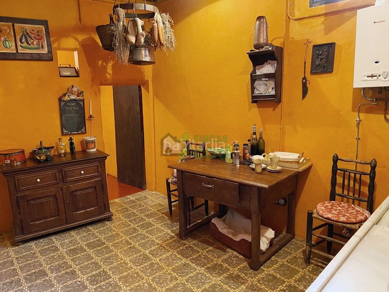 Foto 8b05462d-3738-41ee-b425-d62f4135b6a2. Casa a Avellanes i Santa Linya (Les)