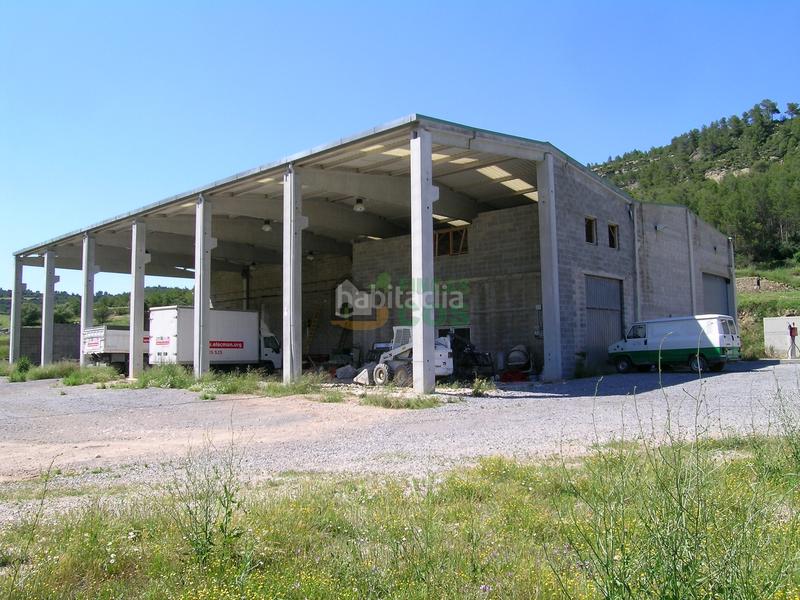 Foto 08ca52e1-b51f-4cdd-b910-f25a890a5050. Mas avec cheminée parking piscine dans Castellgalí