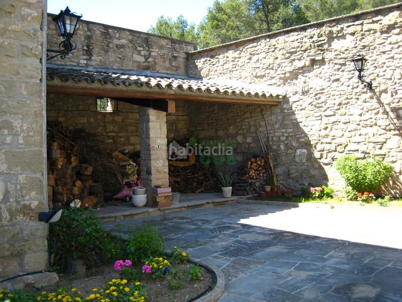 Foto 37934955-2e03-49a4-bda3-10714fd17503. Mas avec cheminée parking piscine dans Castellgalí